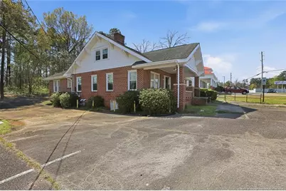 611 Carthage Street, Sanford, NC 27330 - Photo 44