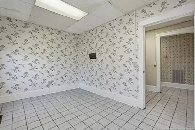 611 Carthage Street, Sanford, NC 27330 - Photo 22