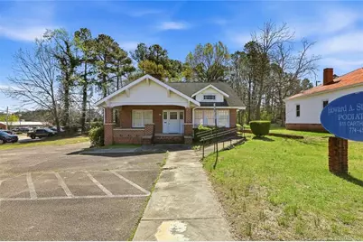 611 Carthage Street, Sanford, NC 27330 - Photo 2