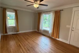 1112 Riverside Cir, Spring Lake, NC 28390 - Photo 2