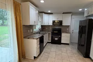 1112 Riverside Cir, Spring Lake, NC 28390 - Photo 4