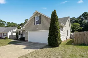 2209 Stornoway Ct, Fayetteville, NC 28306 - Photo 2