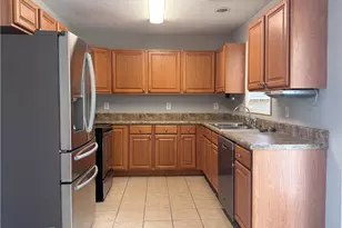 115 Dover Ct E, Sanford, NC 27332 - Photo 6