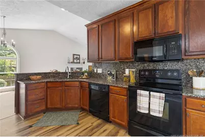 628 Cape Fear Avenue, Fayetteville, NC 28303 - Photo 10