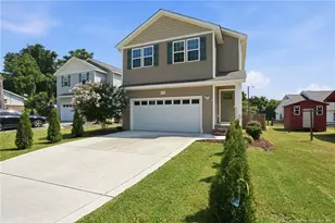 935 W Illinois Ave, Southern Pines, NC 28387 - Photo 1