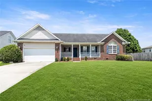 4122 Edward E Maynor Dr, Hope Mills, NC 28348 - Photo 2