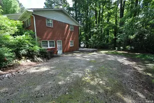 1426 Old Trinity Cir, Raleigh, NC 27607 - Photo 18