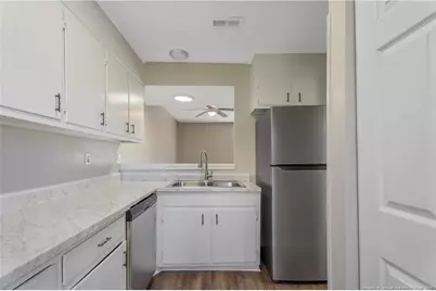 416 Kirkcaldy Court, Fayetteville, NC 28314 - Photo 8