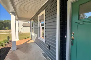 641 Acacia St, Vass, NC 28394 - Photo 6