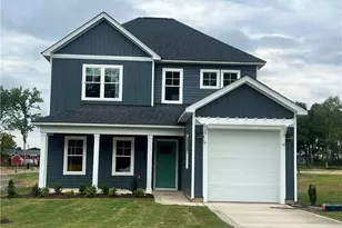 641 Acacia St, Vass, NC 28394 - Photo 1