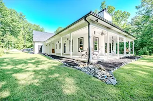 4532 Hawkins Ave, Sanford, NC 27330 - Photo 8