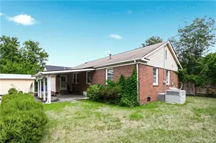 544 Farmview Dr, Fayetteville, NC 28311 - Photo 46