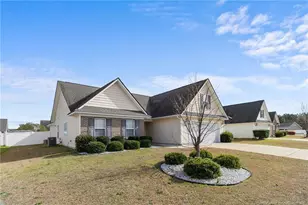 255 Collinwood Dr, Raeford, NC 28376 - Photo 2