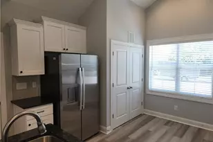 946 Kensington Park Rd, Fayetteville, NC 28311 - Photo 4