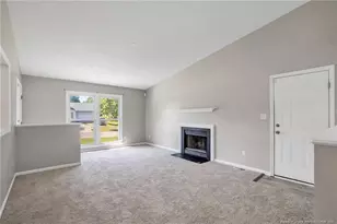 3672 Highgate Dr, Hope Mills, NC 28348 - Photo 6