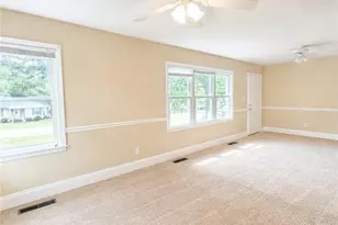1006 Sandalwood Dr, Fayetteville, NC 28304 - Photo 6