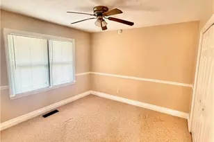 1006 Sandalwood Dr, Fayetteville, NC 28304 - Photo 18