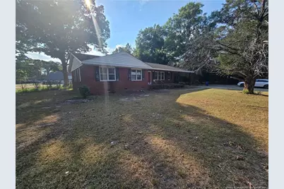 409 Fairfax Avenue, Fayetteville, NC 28303 - Photo 2