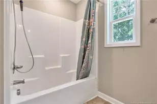 4900 Avant Ferry Ct, Fayetteville, NC 28306 - Photo 28