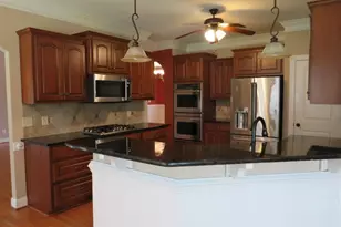 3024 Southridge Ct, Fayetteville, NC 28306 - Photo 6