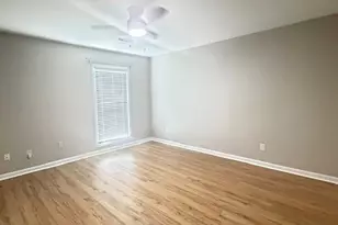 600 Missenburg Ct, Fayetteville, NC 28314 - Photo 8
