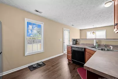 5426 Thackeray Drive, Fayetteville, NC 28306 - Photo 14
