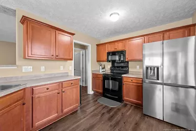5426 Thackeray Drive, Fayetteville, NC 28306 - Photo 12