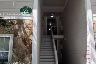 321 Gallery Dr, Spring Lake, NC 28390 - Photo 2