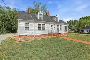 315 S 3rd Ave, Siler City, NC 27344 - Photo 4