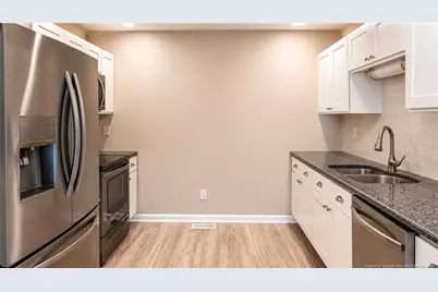 6873 Kingsgate Drive, Fayetteville, NC 28314 - Photo 10