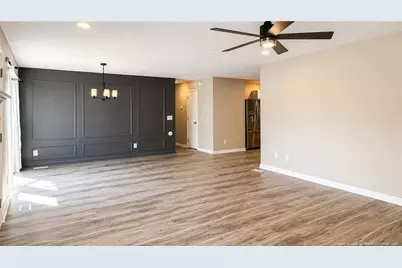 6873 Kingsgate Drive, Fayetteville, NC 28314 - Photo 8
