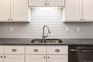 6873 Kingsgate Dr, Fayetteville, NC 28314 - Photo 12