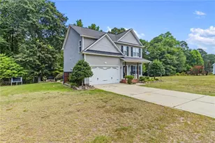 1515 Gray Hill Ct, Hope Mills, NC 28348 - Photo 4