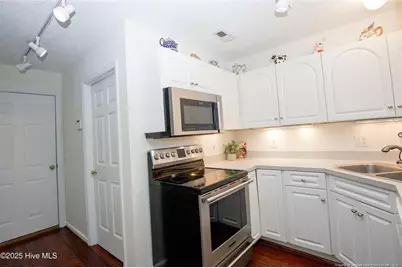 320 Hiscott Lane, Pinehurst, NC 28374 - Photo 12