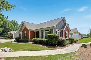 249 Nandina Ct, Fayetteville, NC 28311 - Photo 2