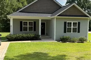 572 Turlington Rd, Dunn, NC 28334 - Photo 1