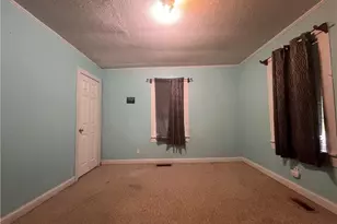 309 N Farmers Rd, Fayetteville, NC 28311 - Photo 12