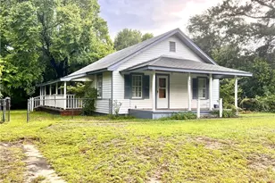 309 N Farmers Rd, Fayetteville, NC 28311 - Photo 2