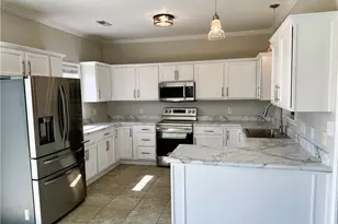 163 Sunflower St, Raeford, NC 28376 - Photo 6