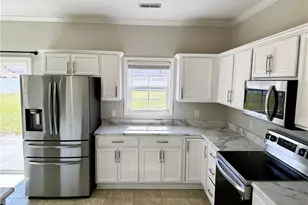 163 Sunflower St, Raeford, NC 28376 - Photo 8