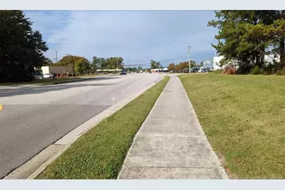 161 Huff Drive, Jacksonville, NC 28546 - Photo 2
