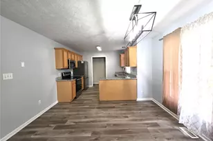 910 Foxhunt Ln, Fayetteville, NC 28314 - Photo 10