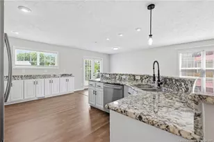 5420 Ahoskie Dr, Hope Mills, NC 28348 - Photo 16
