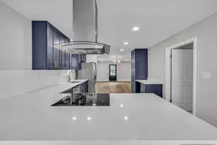 210 Blueridge Rd, Fayetteville, NC 28303 - Photo 14