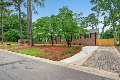 335 Oberlin Court, Fayetteville, NC 28303 - Photo 4