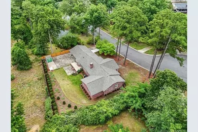 335 Oberlin Court, Fayetteville, NC 28303 - Photo 4