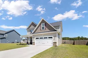 321 Glee St, Hope Mills, NC 28348 - Photo 2