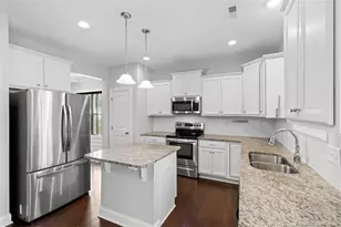 14 Wildlife Bridge Ct, Spring Lake, NC 28390 - Photo 6