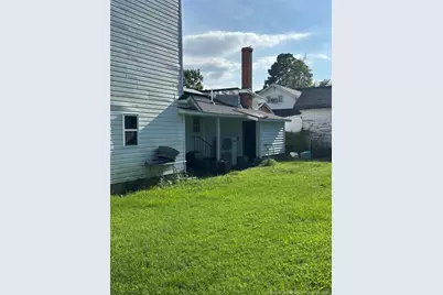 305 E 11th Street, Lumberton, NC 28358 - Photo 10