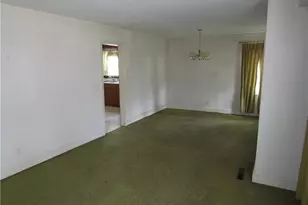 1010 Sandalwood Dr, Fayetteville, NC 28304 - Photo 12